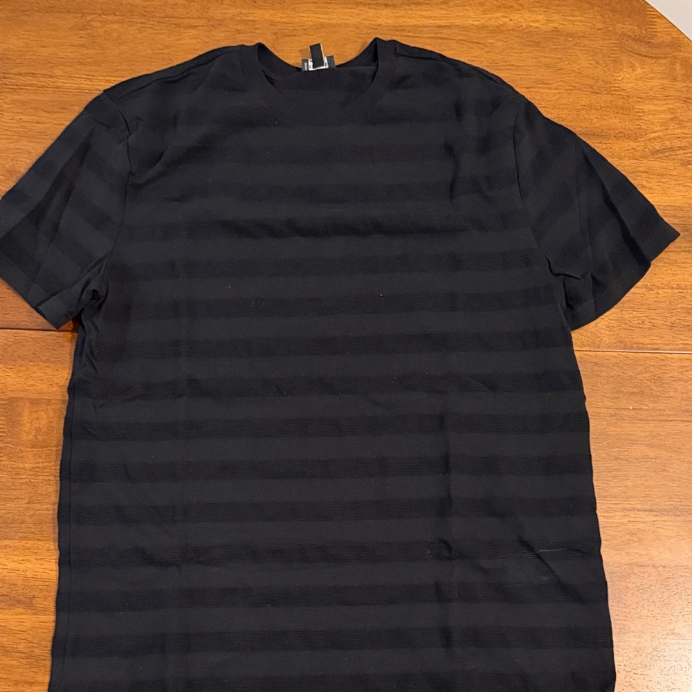 Express Men's Black Horizontal Stripe Crew Tee